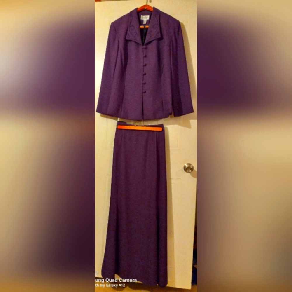 Woman suit jacket and long skirt